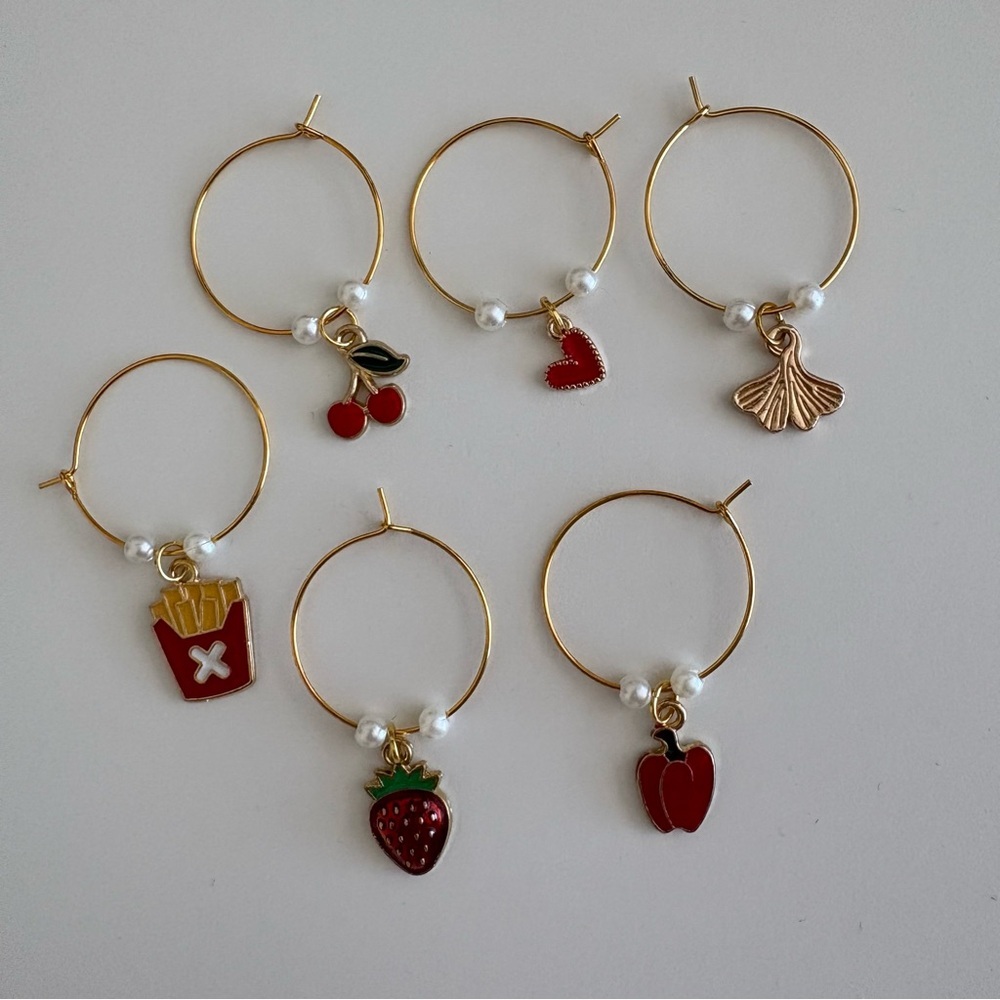 Set of 6 Wine Glass Charms Markers